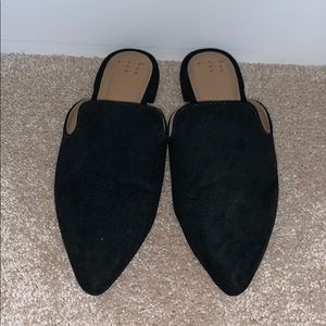 Black flats